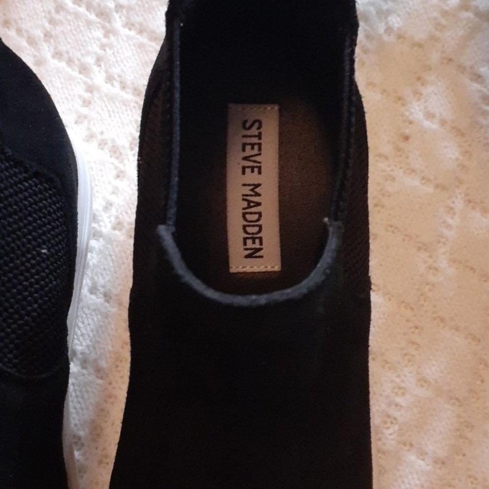 Steve Madden Womens Wedgie Black Suede Fashion Sne